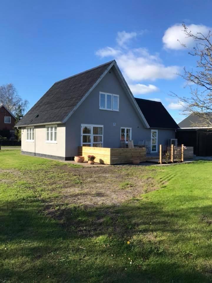 Hyggeligt Byhus Taet Ved Skov Og Togstation Ålbæk エクステリア 写真